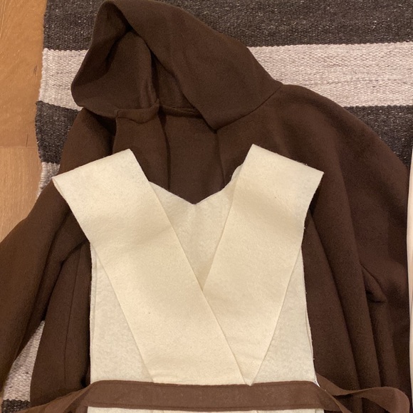 Disney Jedi theme outfits. Girls size 12, boys size 10 - Picture 3 of 7